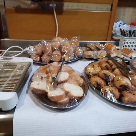 Costina بيت ضيافة نويا